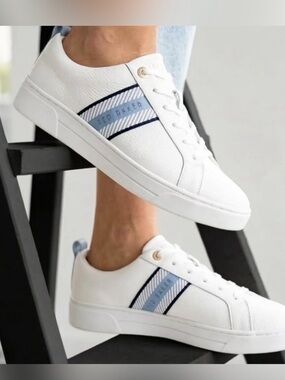Ted Baker White Leather Sneakers with Blue Stripe Detail Brand new in box